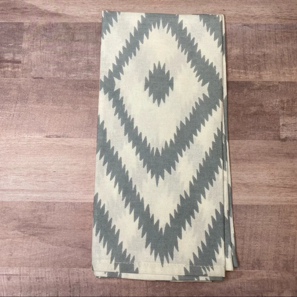 NWOT West Elm Napkins Set of 6